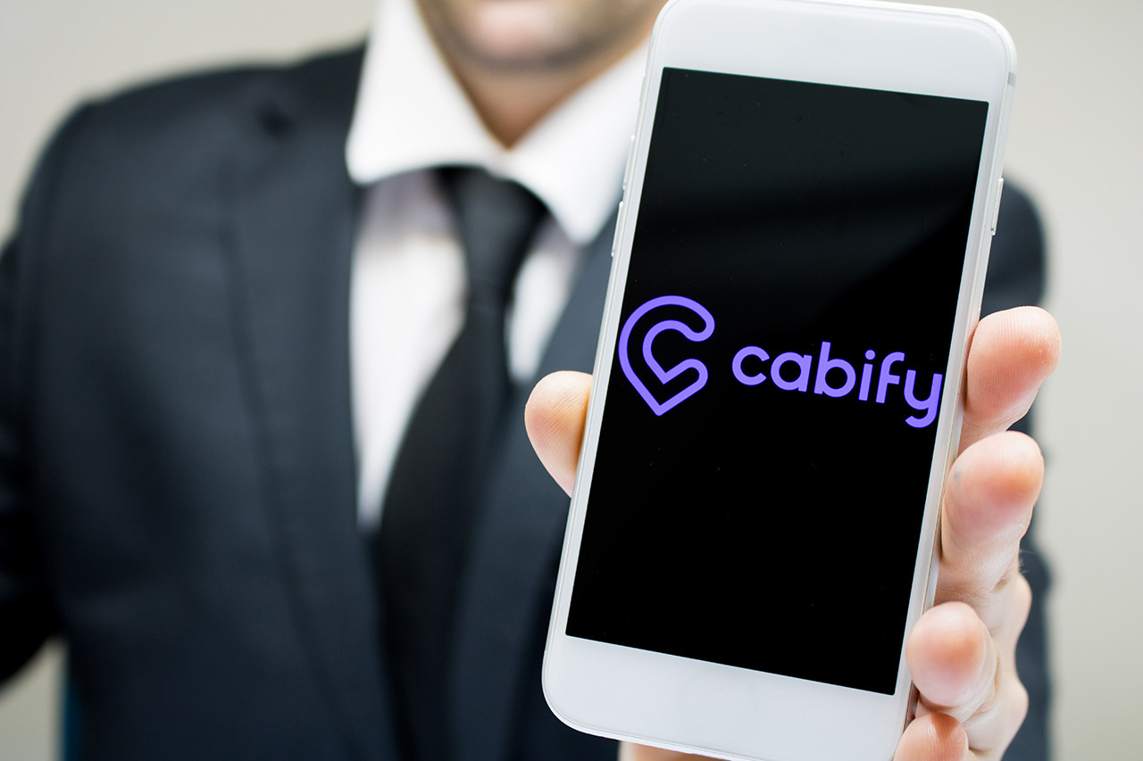 Cabify mejora su servicio para las personas sordas