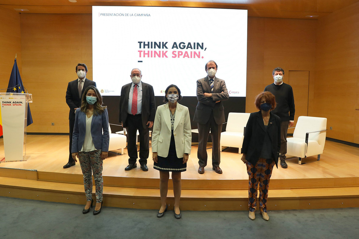 Campaña "Think Again, Think Spain"
